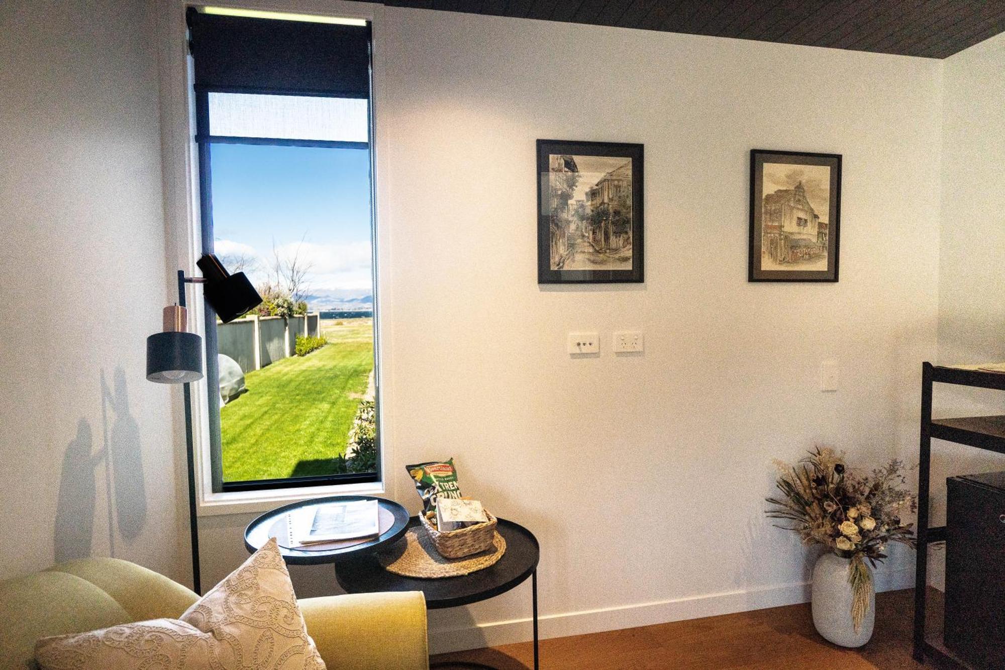 Pisa House Lakefront Boutique B&B Cromwell Buitenkant foto